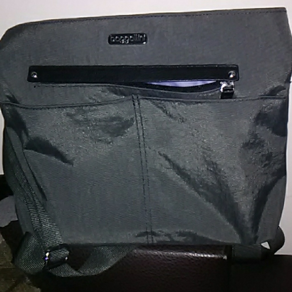 Baggallini tote